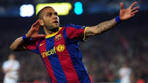 热议国足0-2：对阵小组前三6战全败 伊万到底练了啥？