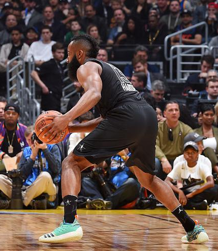 广东队的底 广东队的底