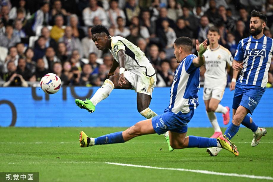 站上罚球线 站上罚球线